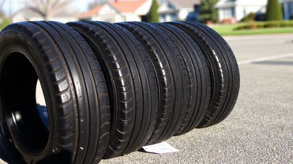 Top conseils pour trouver des pneus 215 55 R16 à petit prix